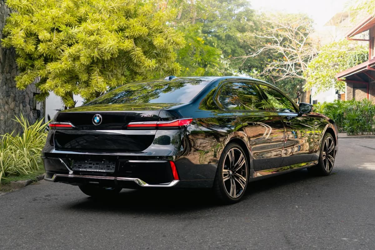 BMW 740i M Sport Pro