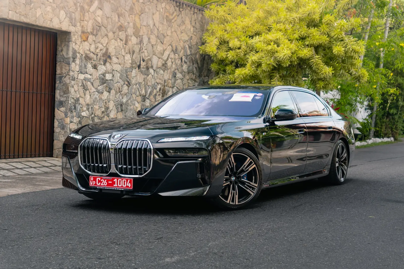 BMW 740i M Sport Pro