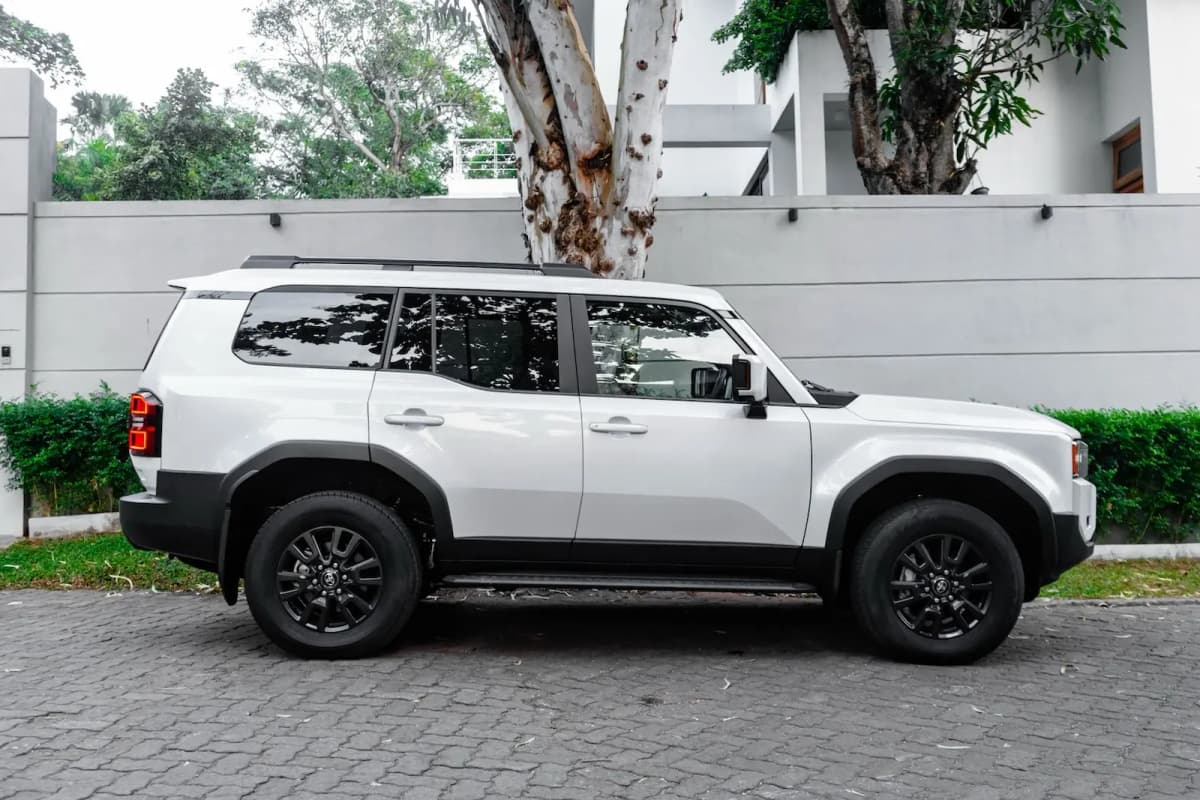 Toyota Land Cruiser Prado LC250